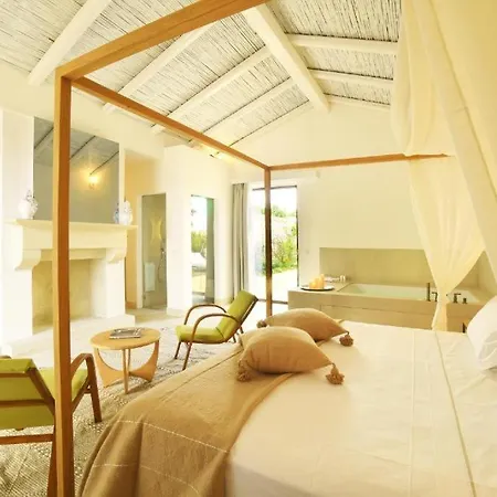 Resort Corte Degli Aromi Pool &