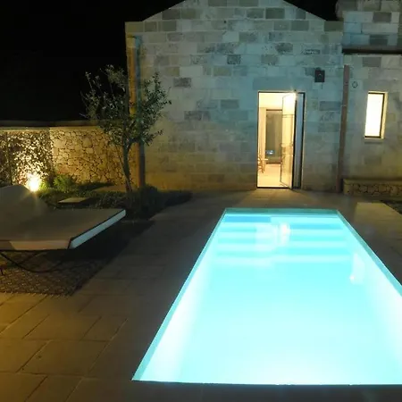 Resort Corte Degli Aromi Pool & Palmariggi